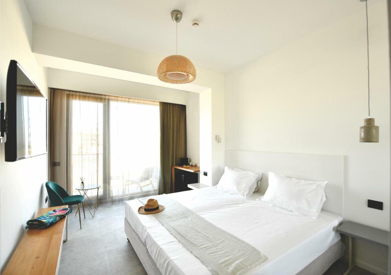 Lemon Cliff Luxury B&B Mamaia Exterior foto